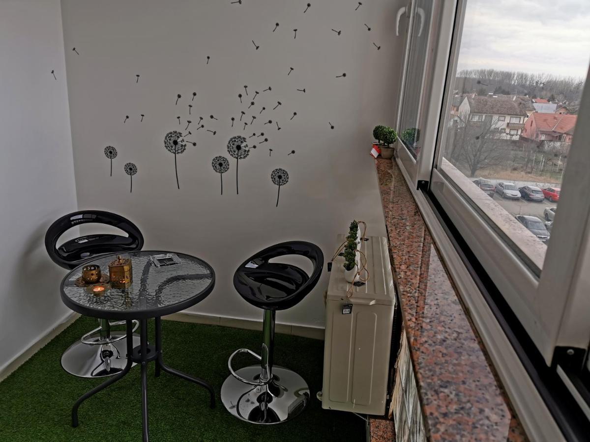Factory - Self Check In Apartment Osijek Exterior photo