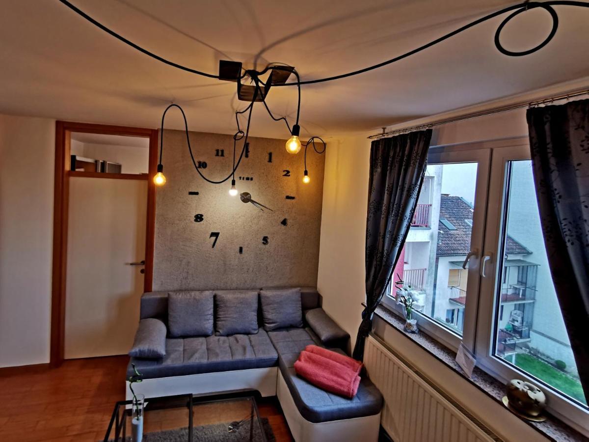 Factory - Self Check In Apartment Osijek Exterior photo